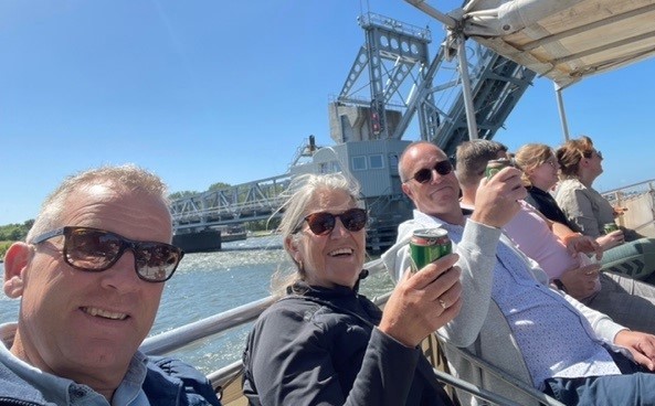 Bentax medarbejdere ude af huset