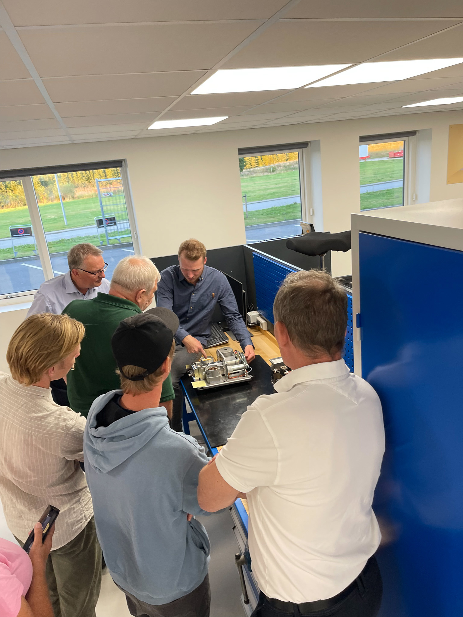 undervisning i kaffemaskine dele fra Bentax' værksted i Svenstrup