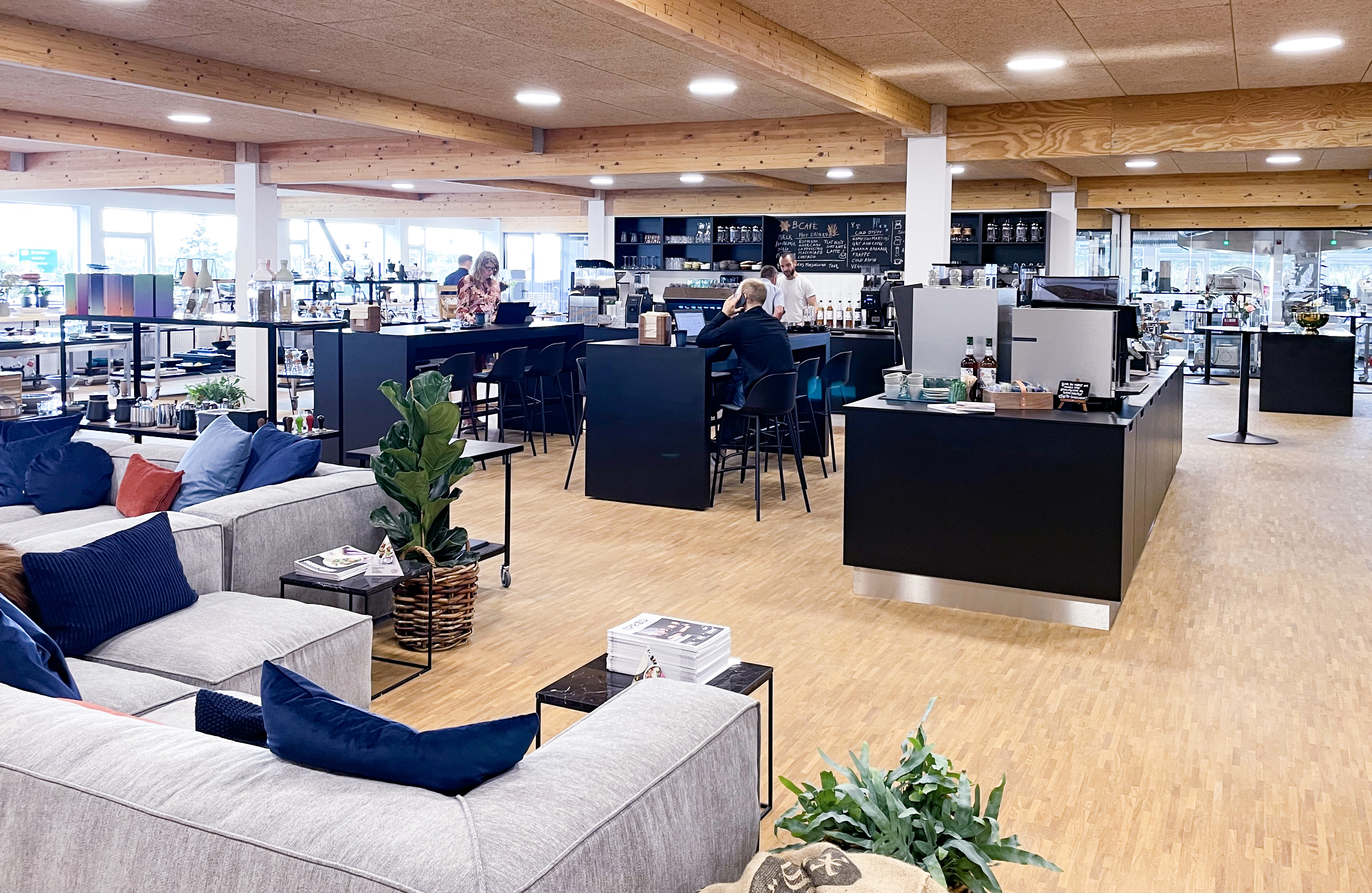 Indgang Showroom CPH Bentax